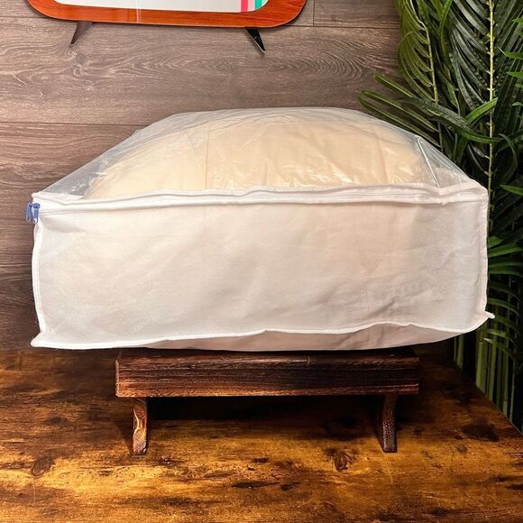 The Company Store All Seasons Wool Comforter in Gorgeous Natural. Twin Size. New - Picture 8 of 14